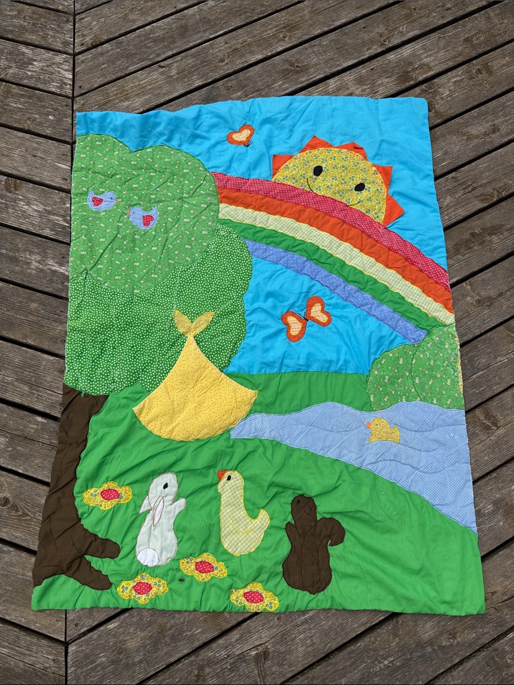 Adorable Vintage Children’s Quilt